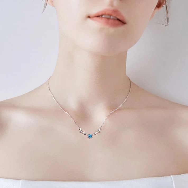 Deer Necklace thumbnail 2